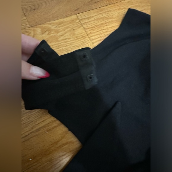 FASHION NOVA BLACK CUT OUT BODYSUIT - Picture 4 of 4